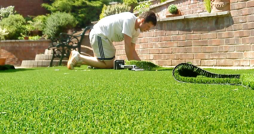 Como instalar sua grama sintética